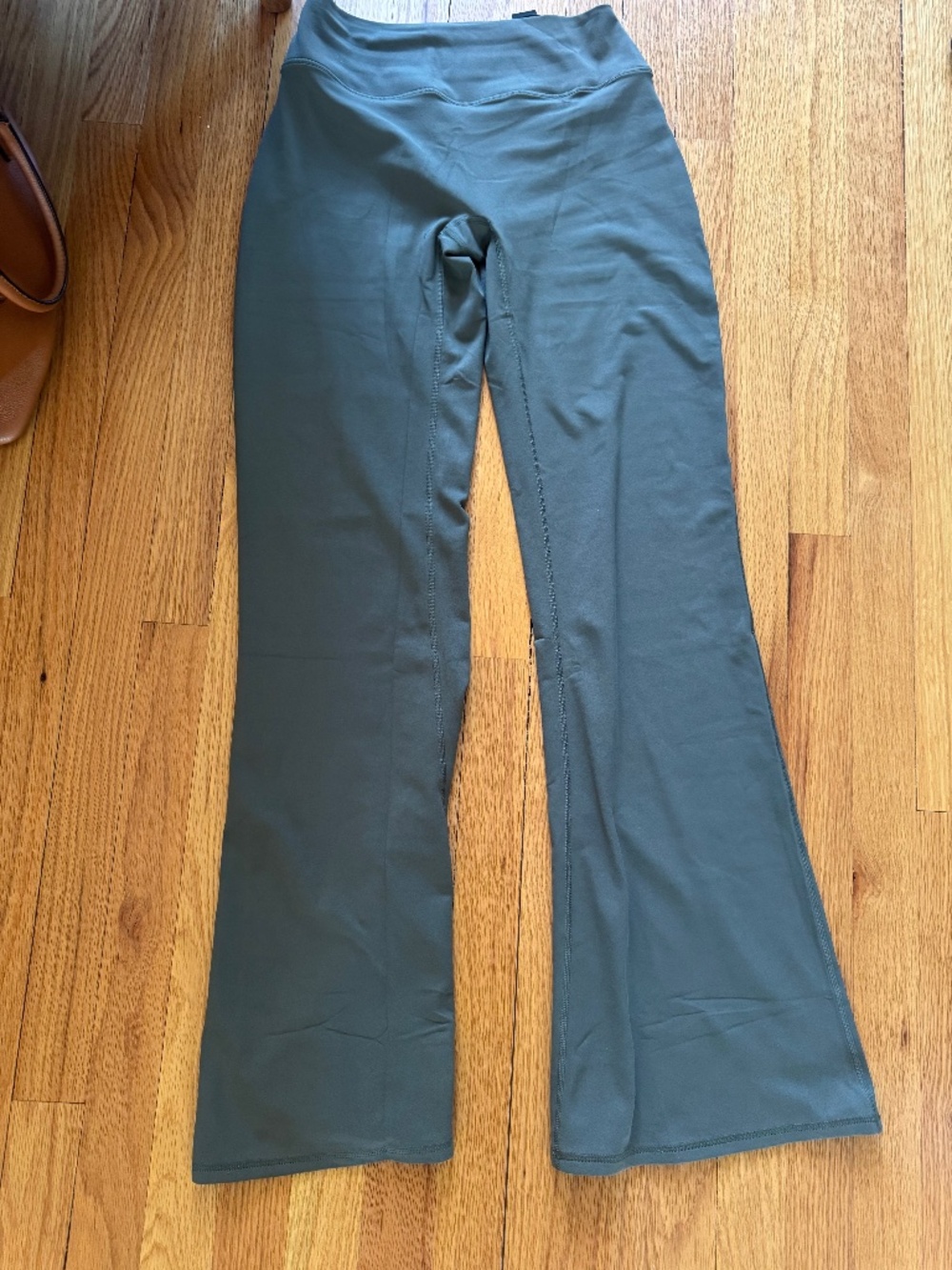 NWT Oner Active Flare Leggings